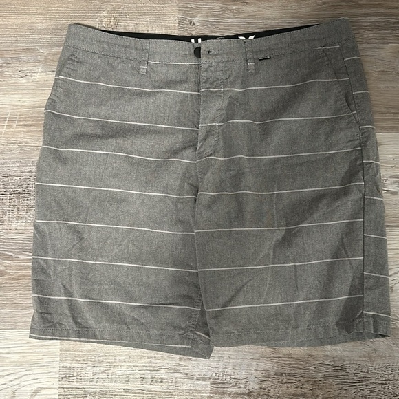 Bundle of 3 men’s bottoms(shorts) - Picture 4 of 7